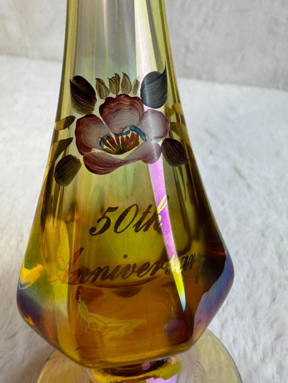 Ltd.Edition Fenton HandPainted Gold 50th Anniversary Glass Vase Signed D Cutshaw - Picture 6 of 7